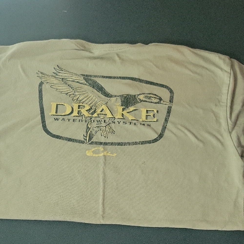 Drake Men's Khaki Graphic Tee